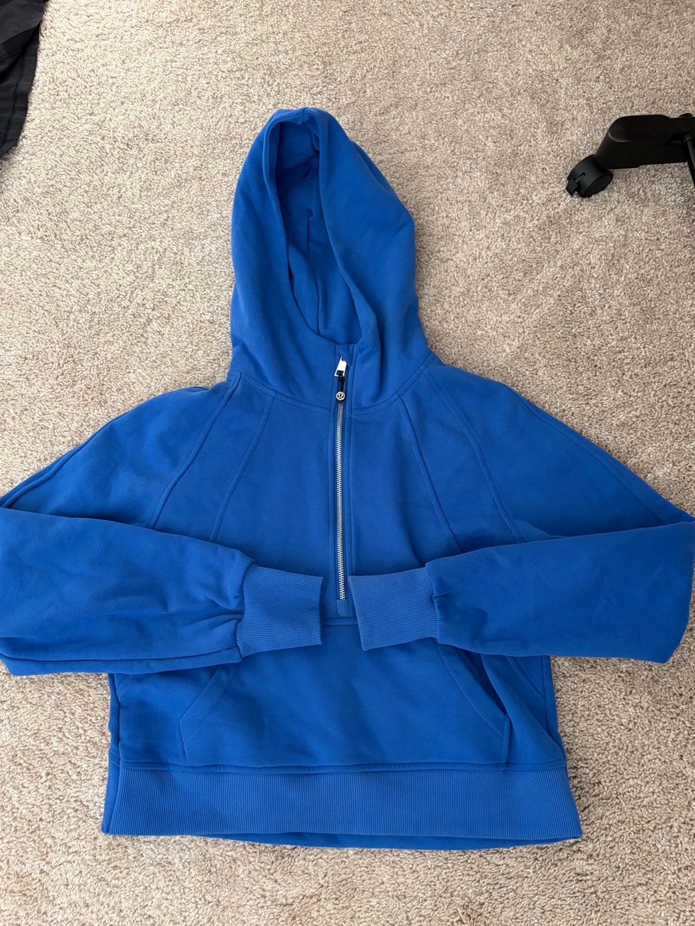 Lululemon knock off sweatshirt